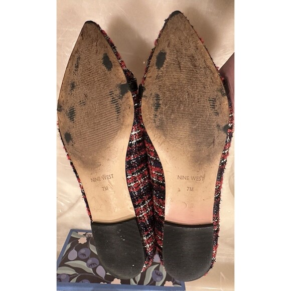 Nine West Tweed Pointed Toe Flats 7M Red Blue Chain Embellished Slip On Shoes - Picture 4 of 4